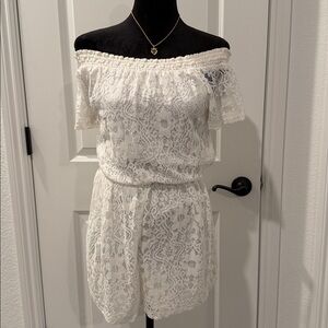 Hollister Cream Lace Off-Shoulder Romper